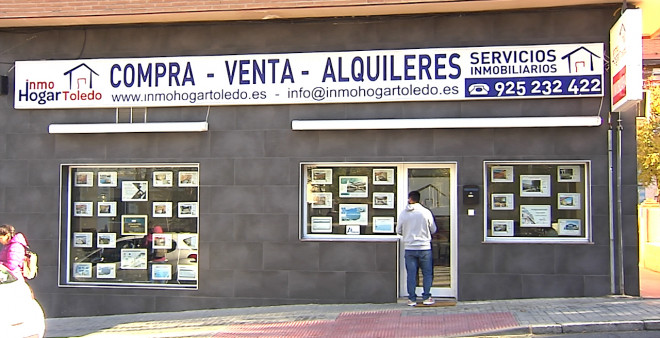 La Asociación Inmobiliaria de Toledo quiere solicitar al Gobierno de Castilla-La Mancha que avale el 20% que no cubren las hipotecas en la compra de la primera vivienda. 